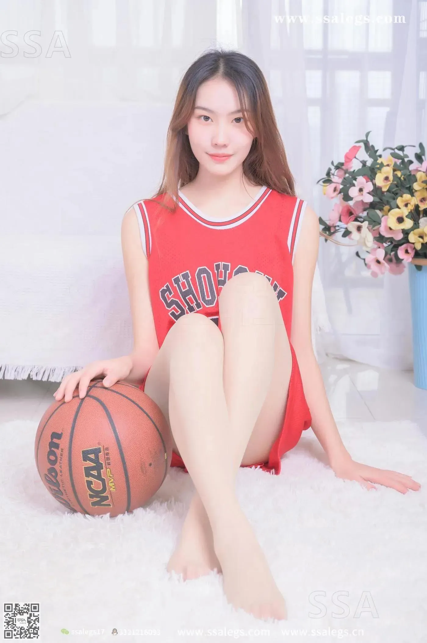 [SSA丝社]超清写真 NO.325 素素小姐姐放假在家穿丝袜陪你玩篮球(下) [79P]插图1